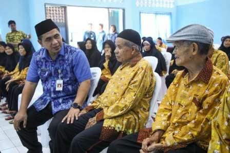 Resmikan Rumah Singgah Rehabilitasi Sosial PGOT, Taj Yasin Apresiasi Kepedulian Sosial Pemkab Banyumas 