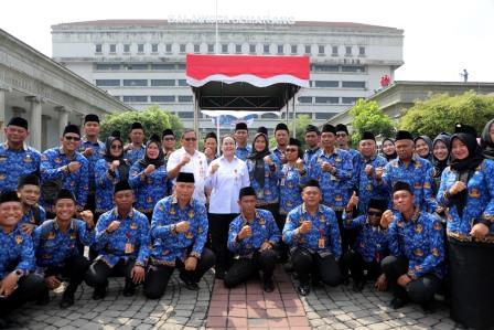 Angkat 2.354 PPPK Paruh Waktu, Wali Kota Agustina: Standar Kerja Harus Dijaga, Kualitas Pelayanan Publik Tidak Boleh Turun!