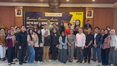 Seminar Kewirausahaan USM, Mahasiswa Didorong Berani Berbicara dan Siap Menjadi Wirausaha Muda