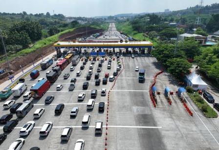 Libur Natal, Arus Tol Jateng Padat Terkendali