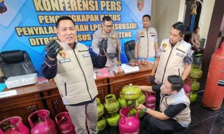 Polda Jateng Bongkar Komplotan Pengoplos Elpiji Subsidi Beromset Miliaran Rupiah