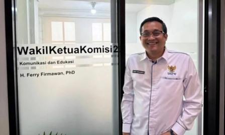 H Ferry Firmawan PhD