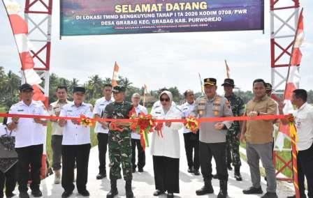 TMMD di Purworejo dan Kebumen, Sukses Bangun Jalan hingga Tanam Seribu Pohon