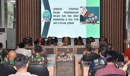 Kendalikan Inflasi Jelang Idul Fitri, Pemkab Demak Intensifkan Operasi Pasar