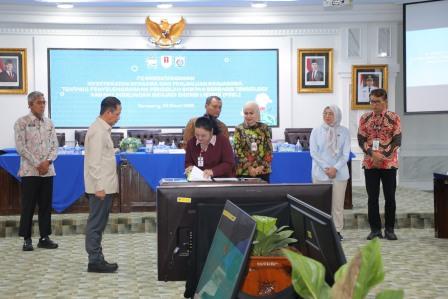 Penandatanganan Kesepakatan Bersama & Perjanjian Kerja Sama Penyelenggaraan Pengolah Sampah Berbasis Teknologi Ramah Lingkungan Menjadi Energi Listrik (PSEL).