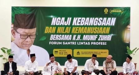Ngaji Kebangsaan di USM, Mbah Munif Ajak Jamaah Memaknai Iman sebagai Ketenangan Hidup
