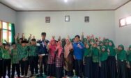 Satupena Temanggung Gandeng Untidar Gelar Mini Workshop Menulis Puisi di MI Nurul Falah Kemiri