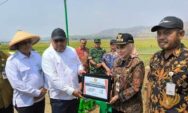 Kementan Salurkan Bantuan Alsintan dan Pompa Air di Kendal