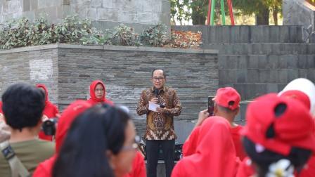 Semangat Lansia di HUT ke-81 RI, Iswar Aminuddin: Cita-cita Hanya Dapat Terwujud melalui Peran Seluruh Elemen Masyarakat