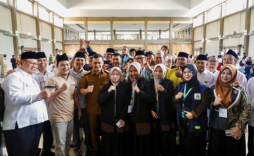Ahmad Luthfi Saksikan Langsung Perjuangan Kafilah Jateng pada MTQ Nasional XXXI