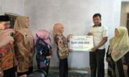 Bupati Kendal Serahkan Santunan Jaminan Kematian Rp 42 Juta kepada Ahli Waris Petani Tembakau